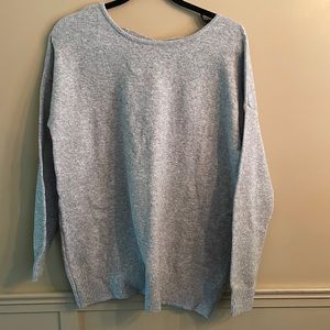 Dujour gray tunic sweater. Size small
